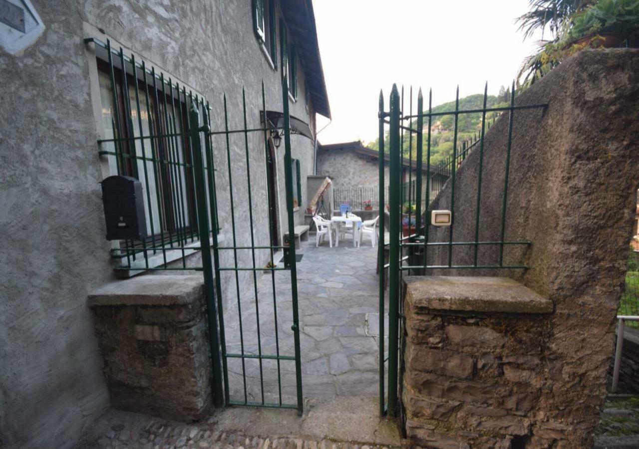 Casa Angela Villa Perledo Exterior photo